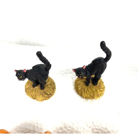 Dept 56 Halloween Village Accessories Set 52704 & Maple Burch Trees 52655 2 Sets - Picture 11 of 16